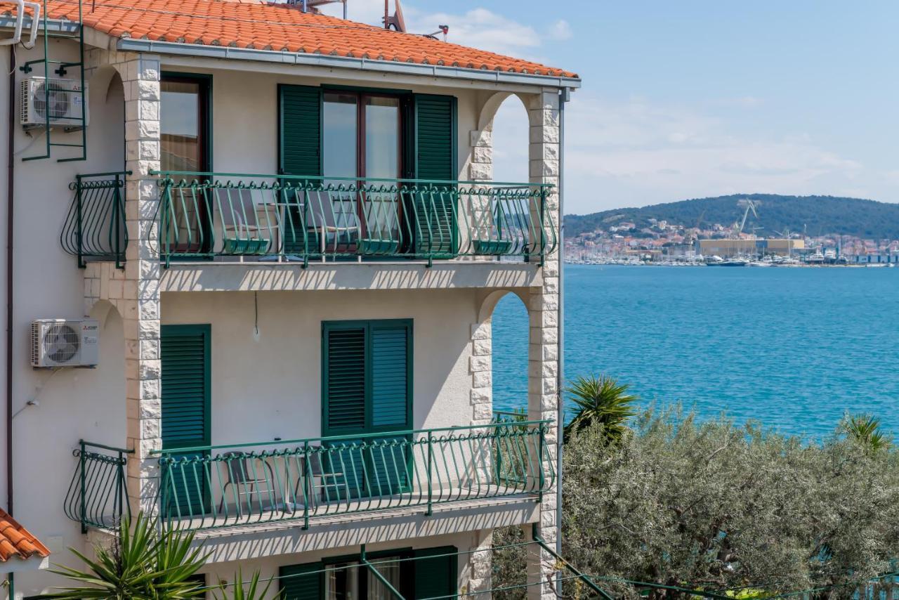 Apartments G Traù Esterno foto